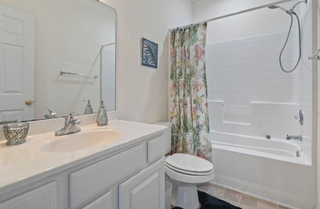 Building Photo - 2090 Cross Gate Blvd