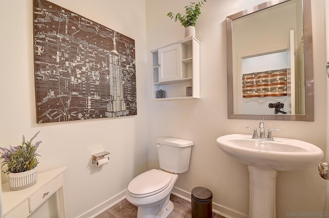 Building Photo - 10572 Acorn Pl