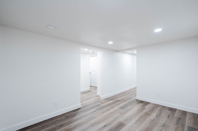 Building Photo - 35070 Ave B