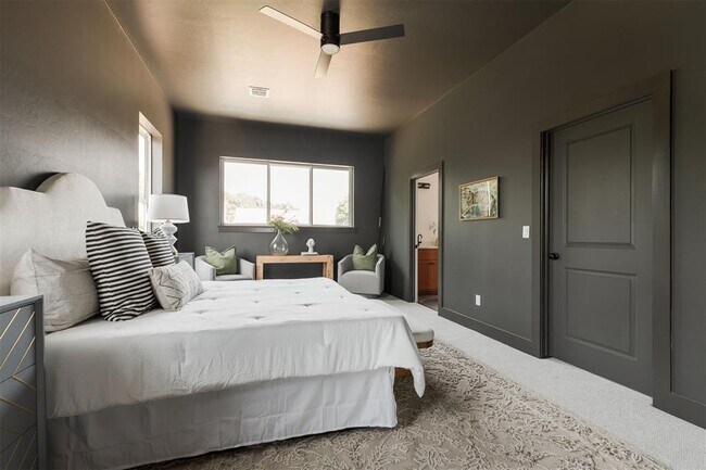 Building Photo - 1005 N Kelham Ave