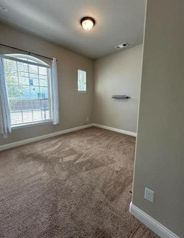 Building Photo - 526 Evergreen Dr