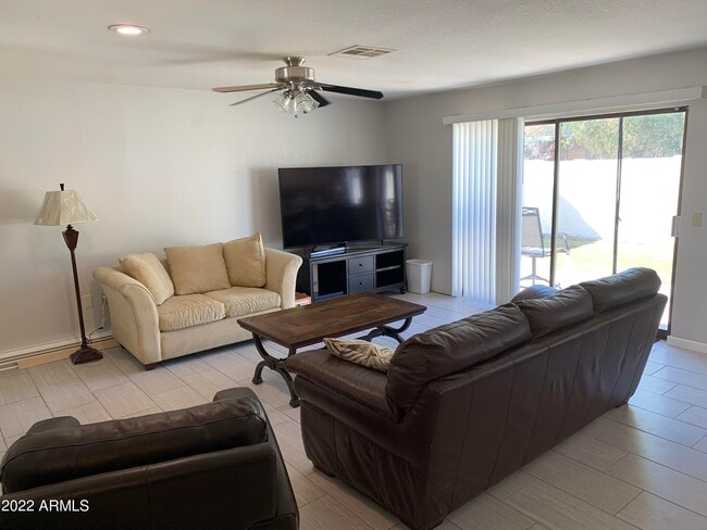 Building Photo - 1832 E Hermosa Dr