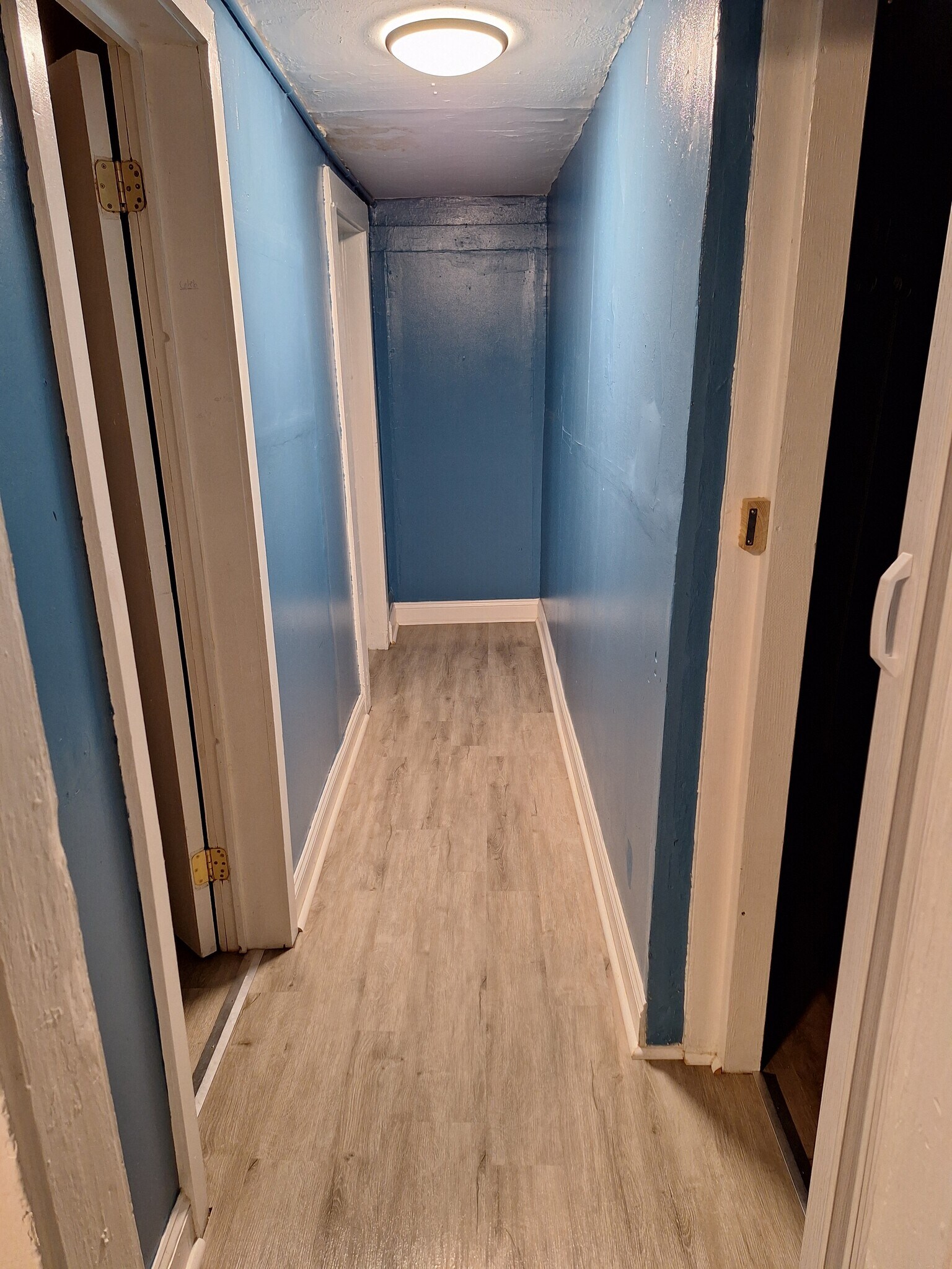 Building Photo - 416 Howell St