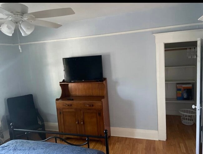 Building Photo - 918 U St