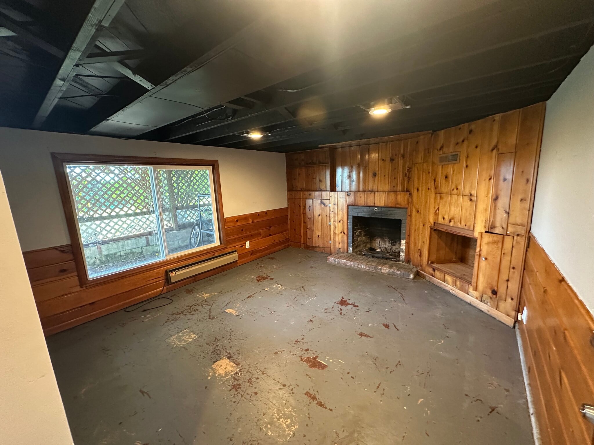 Building Photo - 12607 SW 64th Ave