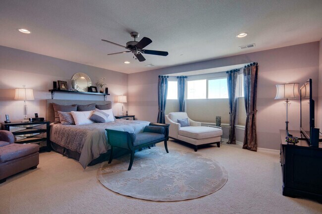 Building Photo - 2809 Eagle Dr