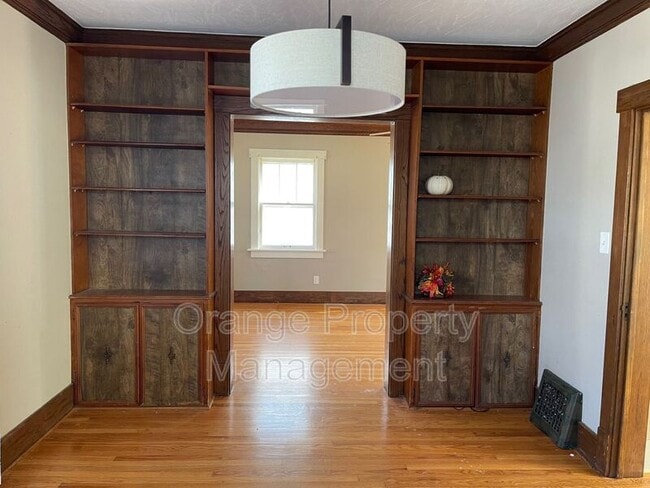 Building Photo - 4215 Mason St