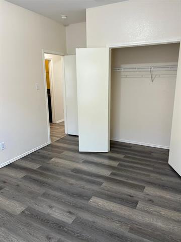 Building Photo - 10416 Devin Ln