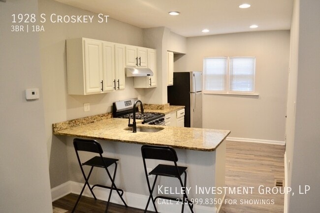 Building Photo - 1928 S Croskey St