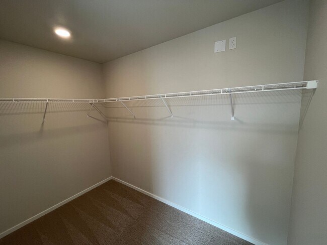 Building Photo - Brand New Construction Across from Park