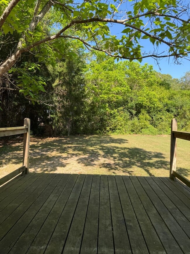 Building Photo - 159 Circle Dr