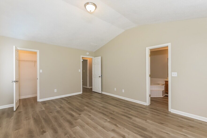 Building Photo - 316 Mill Glen Ct