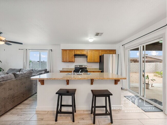 Building Photo - 3-bedroom, 2-bathroom home in Trail Estates