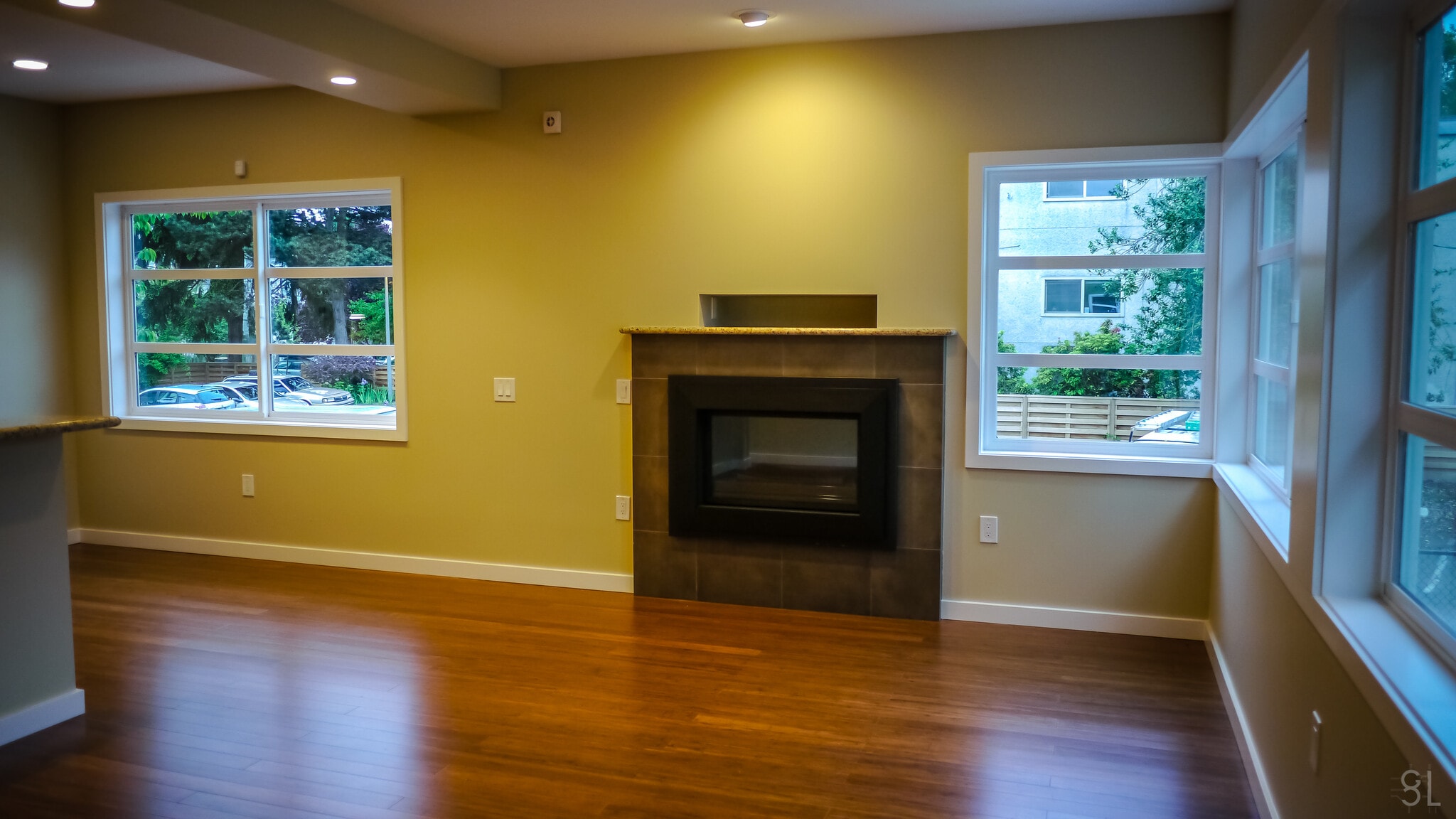 Building Photo - 2215 E John St