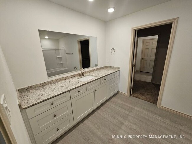 Building Photo - 1325 Bajada St