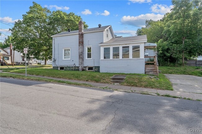 Building Photo - 148 W Cayuga St