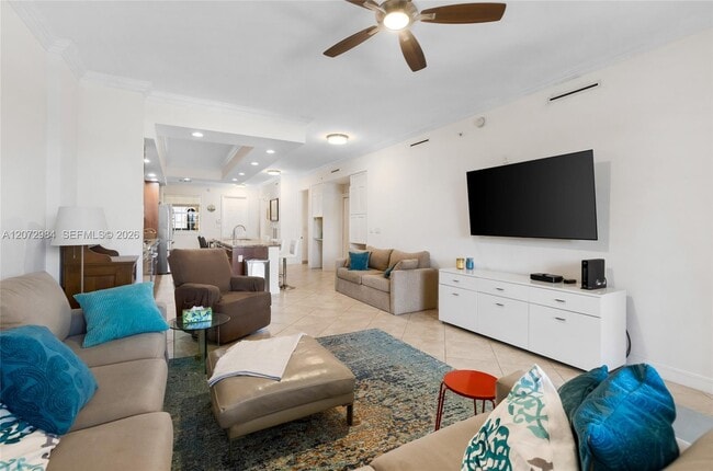 Building Photo - 4445 El Mar Dr