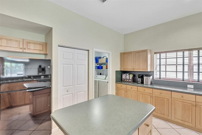 Building Photo - 3711 Falcon Ridge Cir