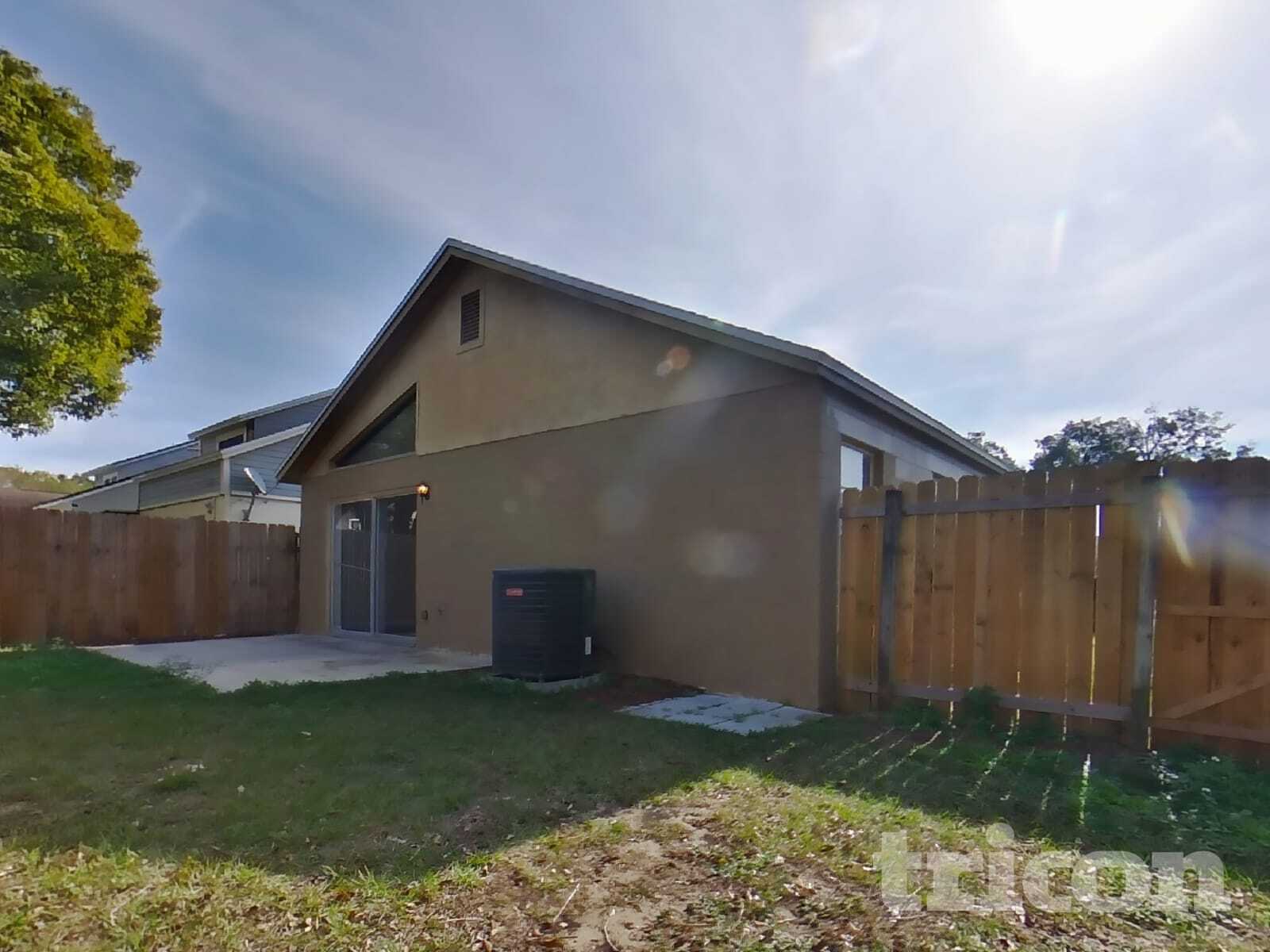 Building Photo - 1253 Ashworth Dr