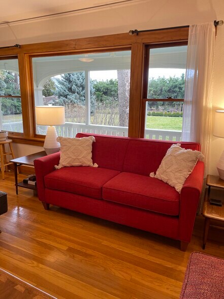 Building Photo - 1373 Barker Rd