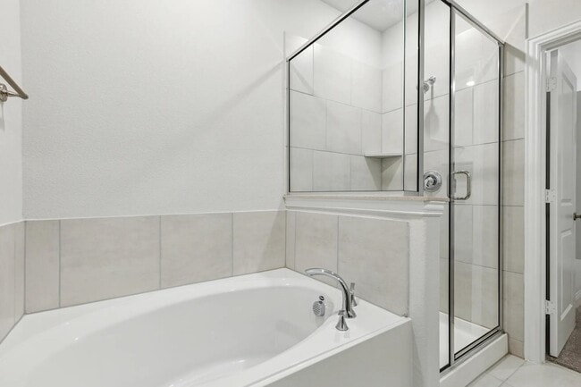 Building Photo - 3210 Cordelia Dr