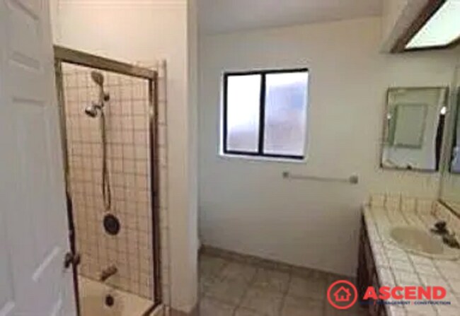Building Photo - 7708 Palodura Ct
