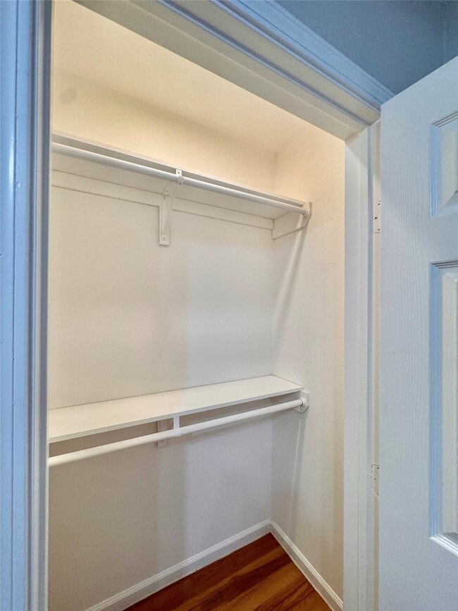 Building Photo - 805 Tabor St