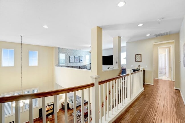 Building Photo - 26525 Craftsmen Ct