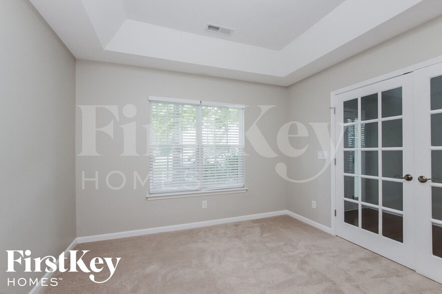 Building Photo - 5713 Parkstone Drive