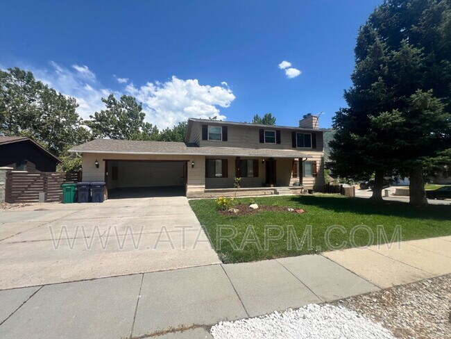 Primary Photo - 11633 Nicklaus Rd