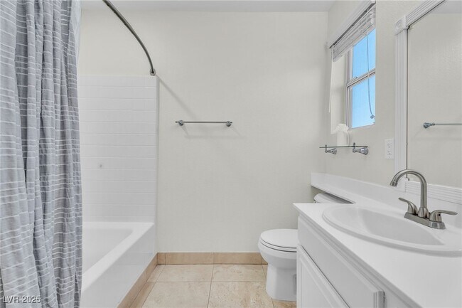 Building Photo - 9885 Shadycrest Ct