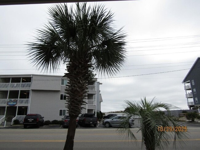 Building Photo - 5001 N Ocean Blvd