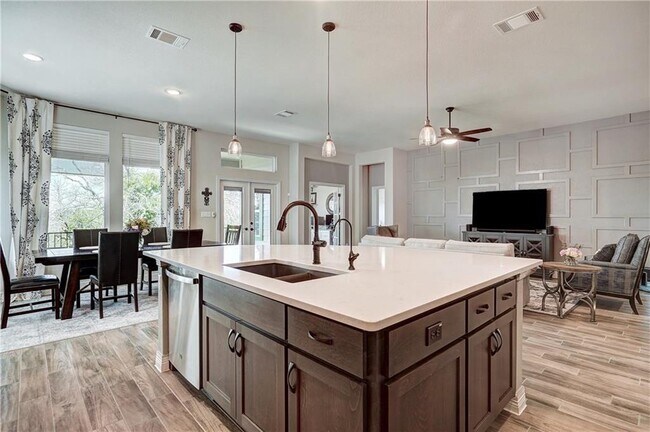 Building Photo - 61 Rancho Trail