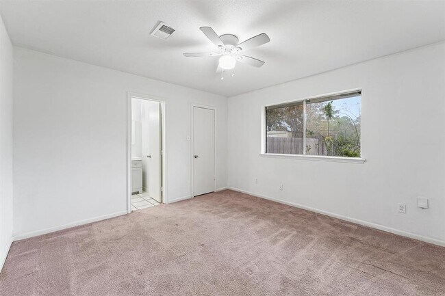 Building Photo - 21518 Greenham Dr