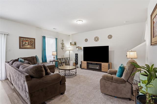 Building Photo - 2636 Sagebrush Dr