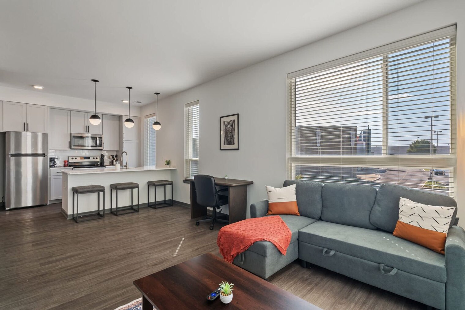 Building Photo - 6160 N Rural St