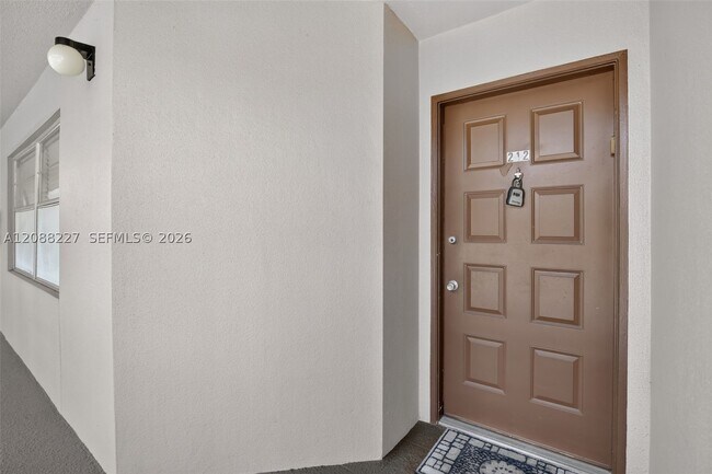 Building Photo - 1200 SW 125th Ave