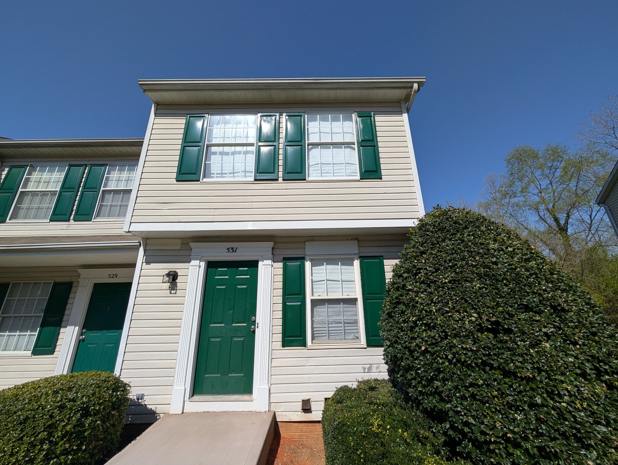 Building Photo - Room in Townhome on Lex Dr