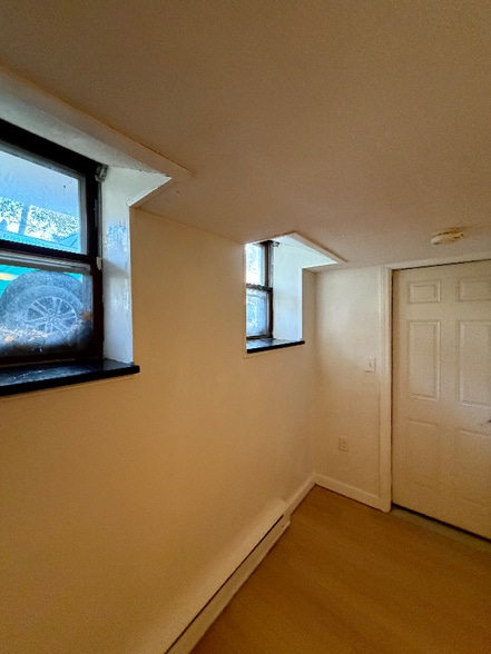 Building Photo - 36 Broadway