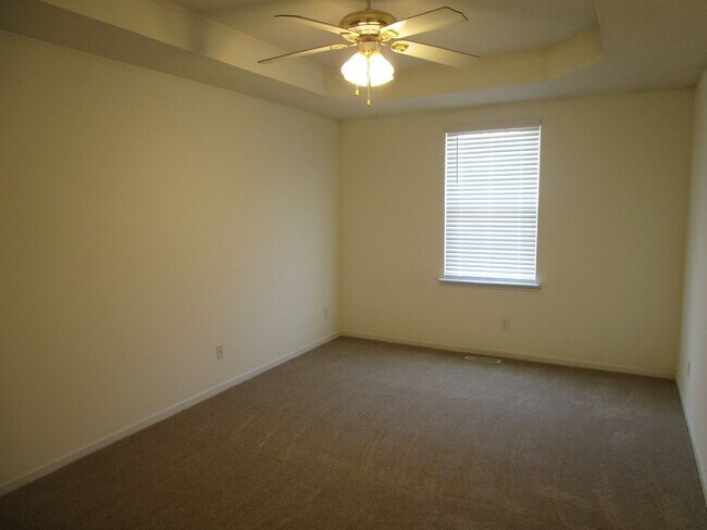 Building Photo - 1704-1706-1706 Juniper Dr