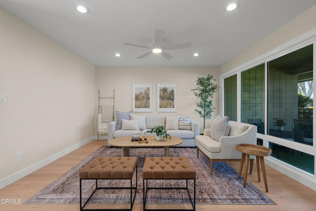 Building Photo - 66 W Garden Green