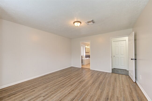 Building Photo - 14123 Torrey Forest Dr
