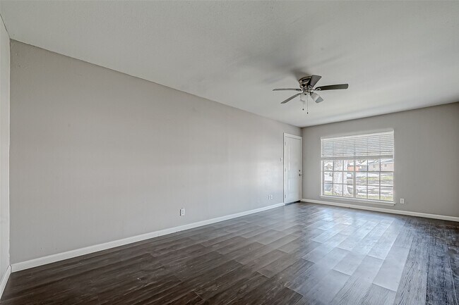 Building Photo - 7315 Housman