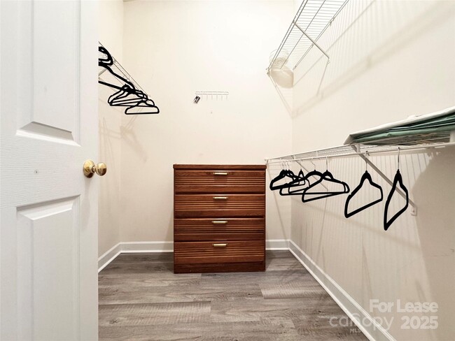 Building Photo - 10626 Hill Point Ct