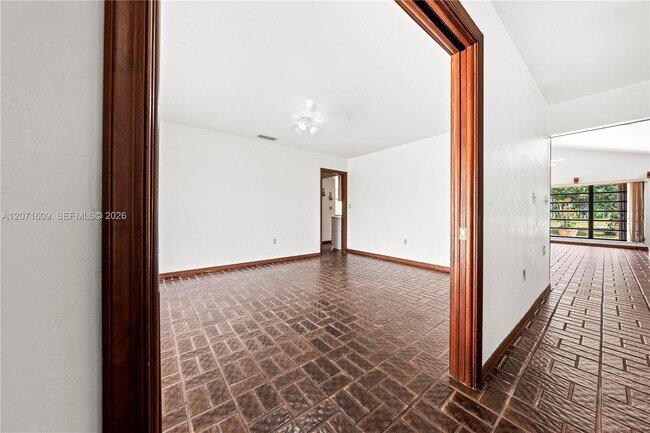 Building Photo - 22100 SW 194th Ave