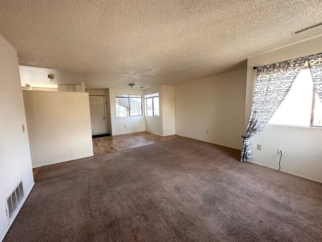 Building Photo - 1422 Alabama St