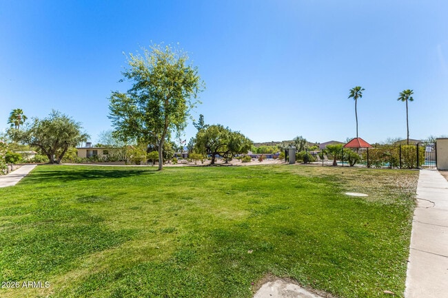 Building Photo - 14252 N Boxwood Ln