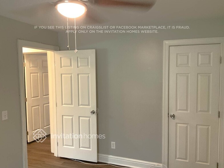 Building Photo - 5217 Milhaven Ln