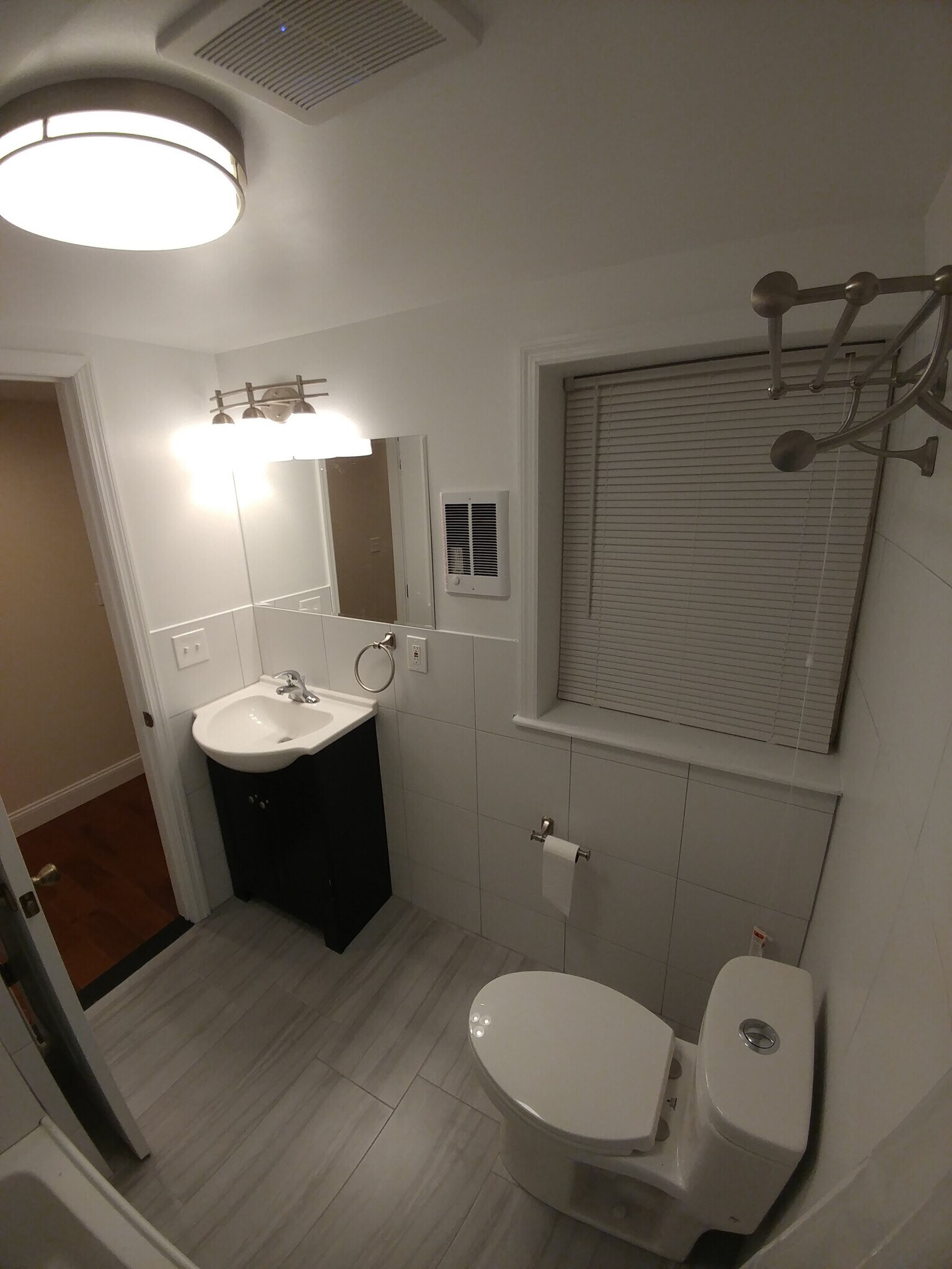 Building Photo - 520 N 15th St