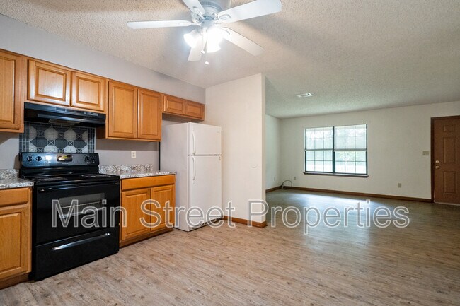 Building Photo - 8060 Winodee Rd